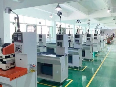 組（zǔ）裝車間